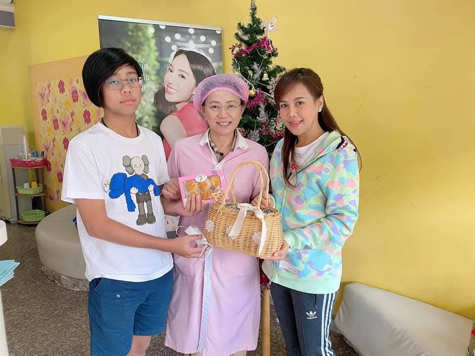 Happy patient at @Bangkok Dental